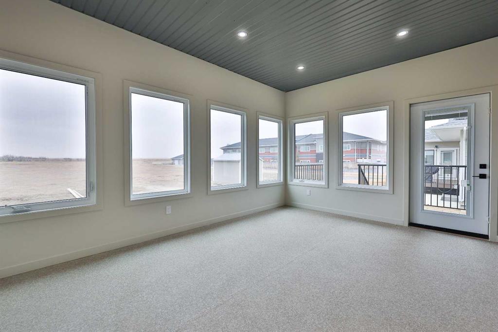 112 E 300 S Property Photo 18