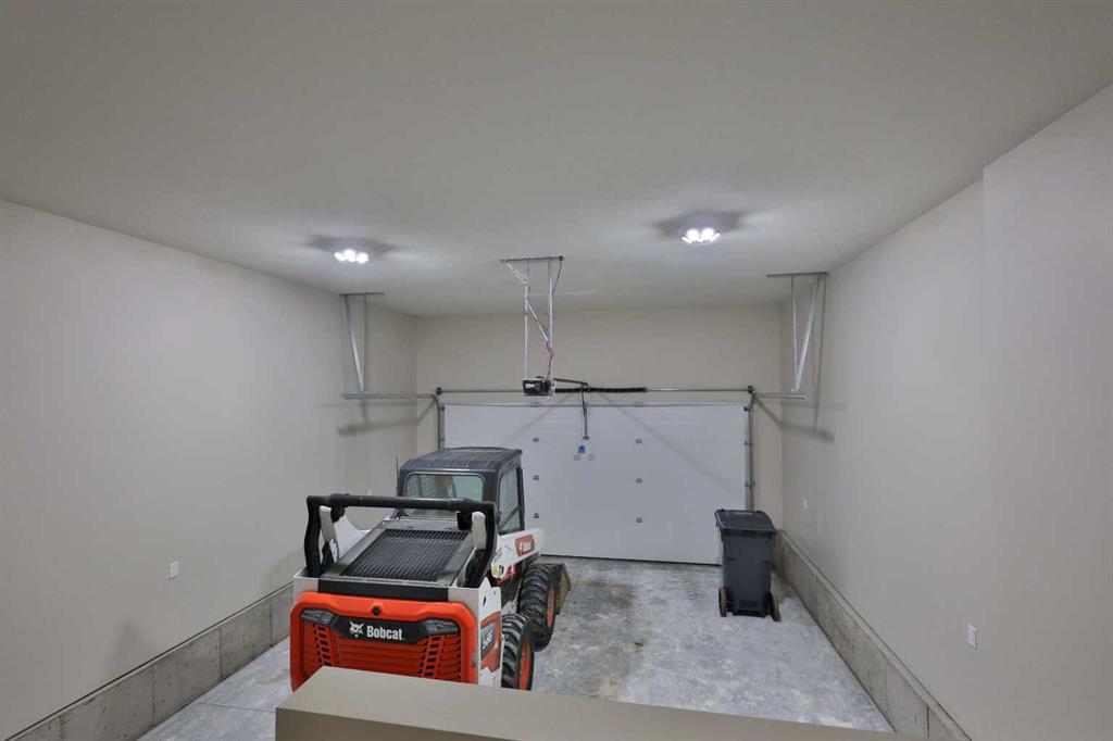 112 E 300 S Property Photo 22