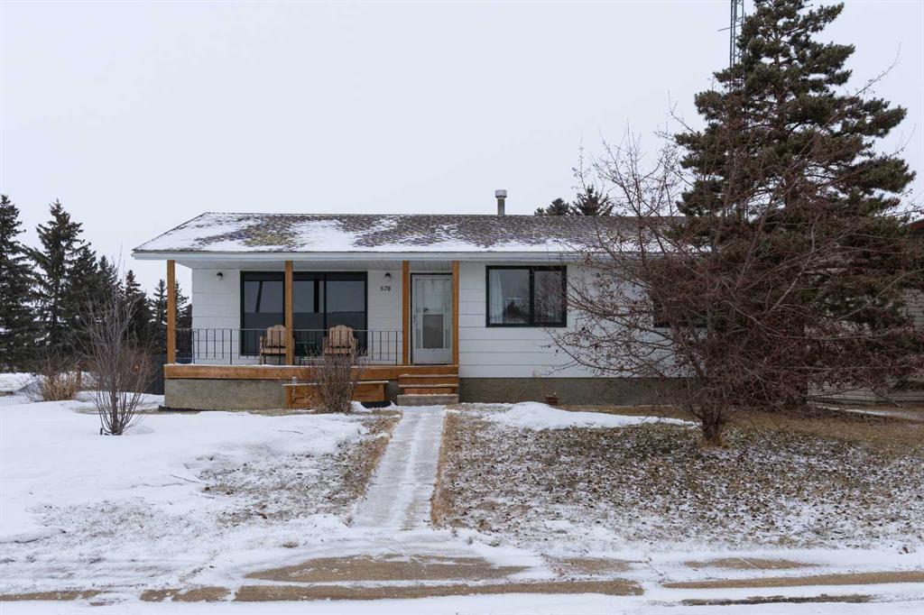 578 West Crescent Property Photo