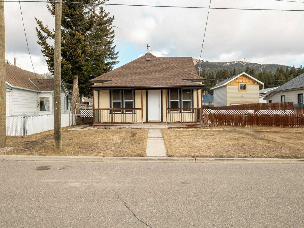 7705 22 Avenue Property Photo