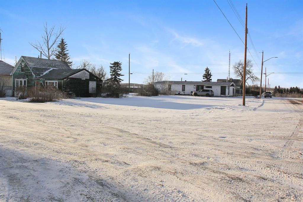 4940 51 Street Property Photo