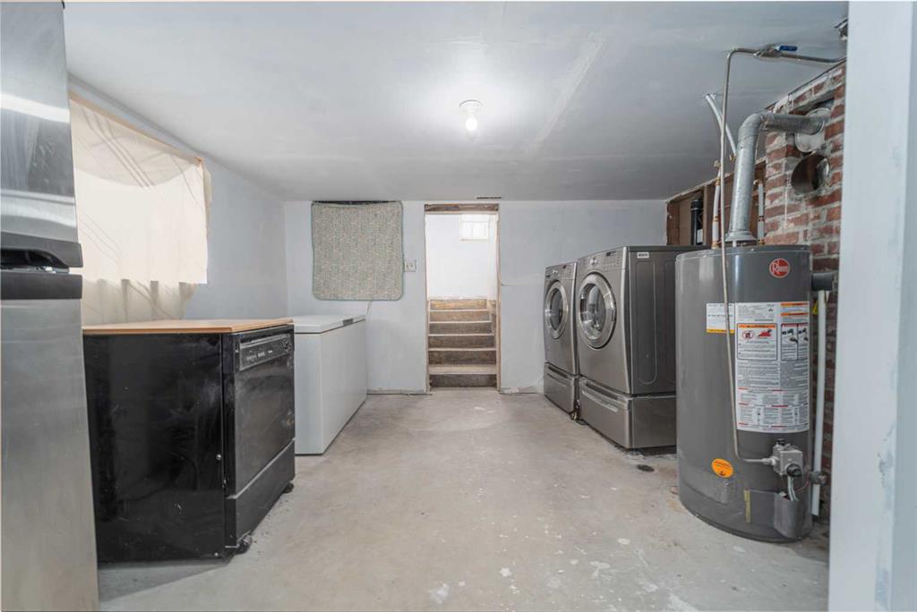 164 S 100 E Property Photo 17