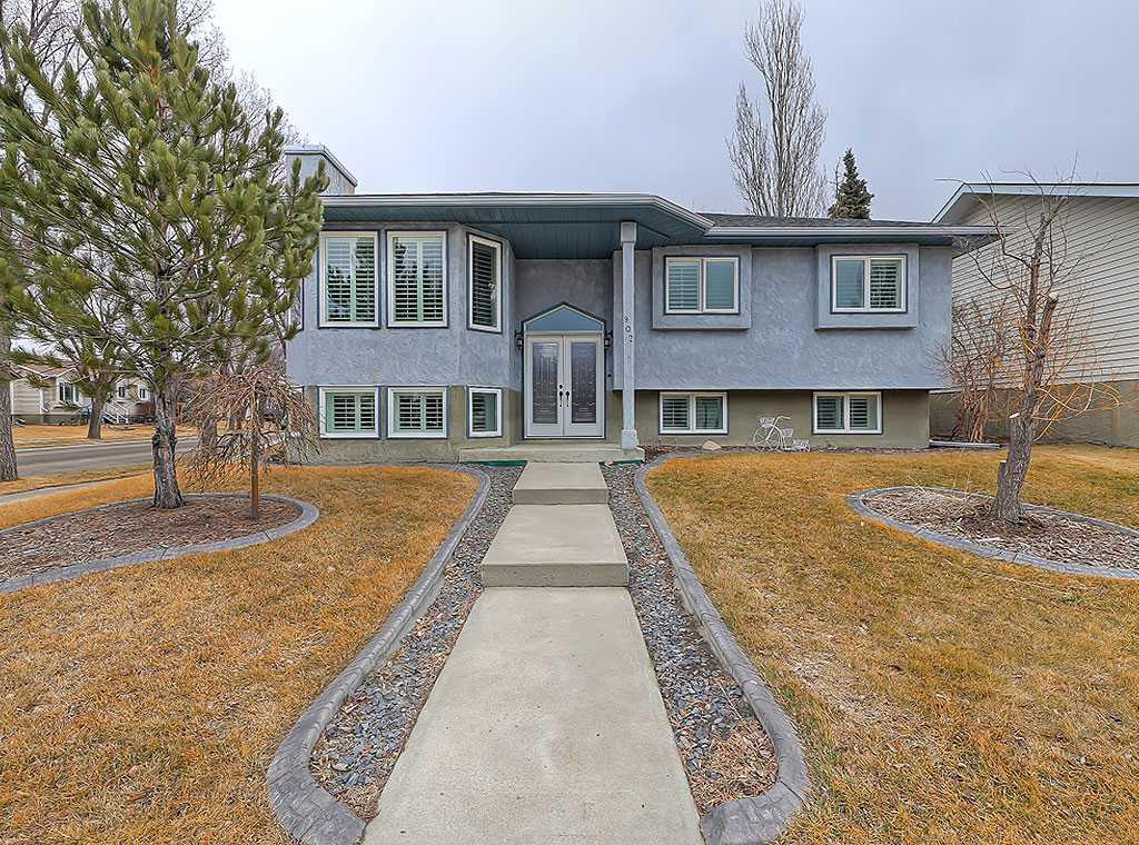 902 15 Street Property Photo
