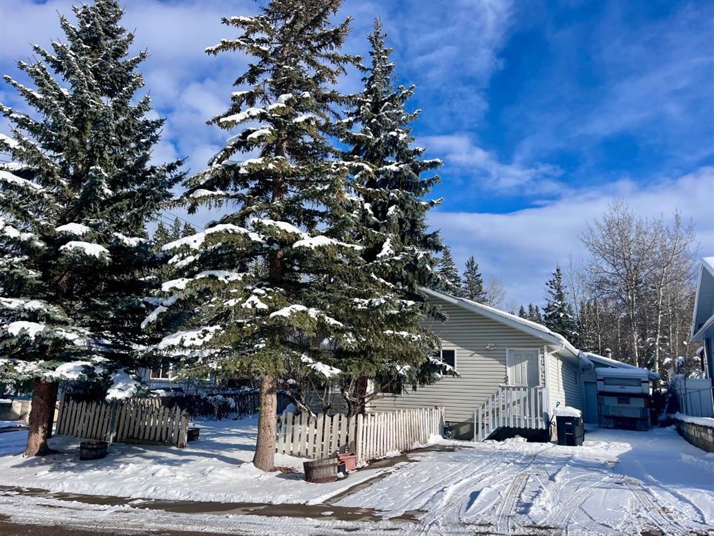 102 Ceal Square Property Photo