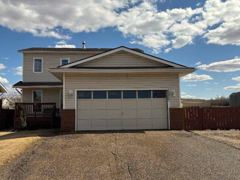 10517 82 Street Property Photo