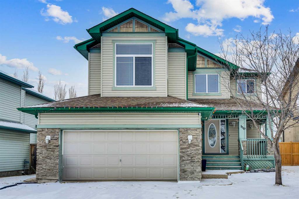 158 West Lakeview Crescent Property Photo