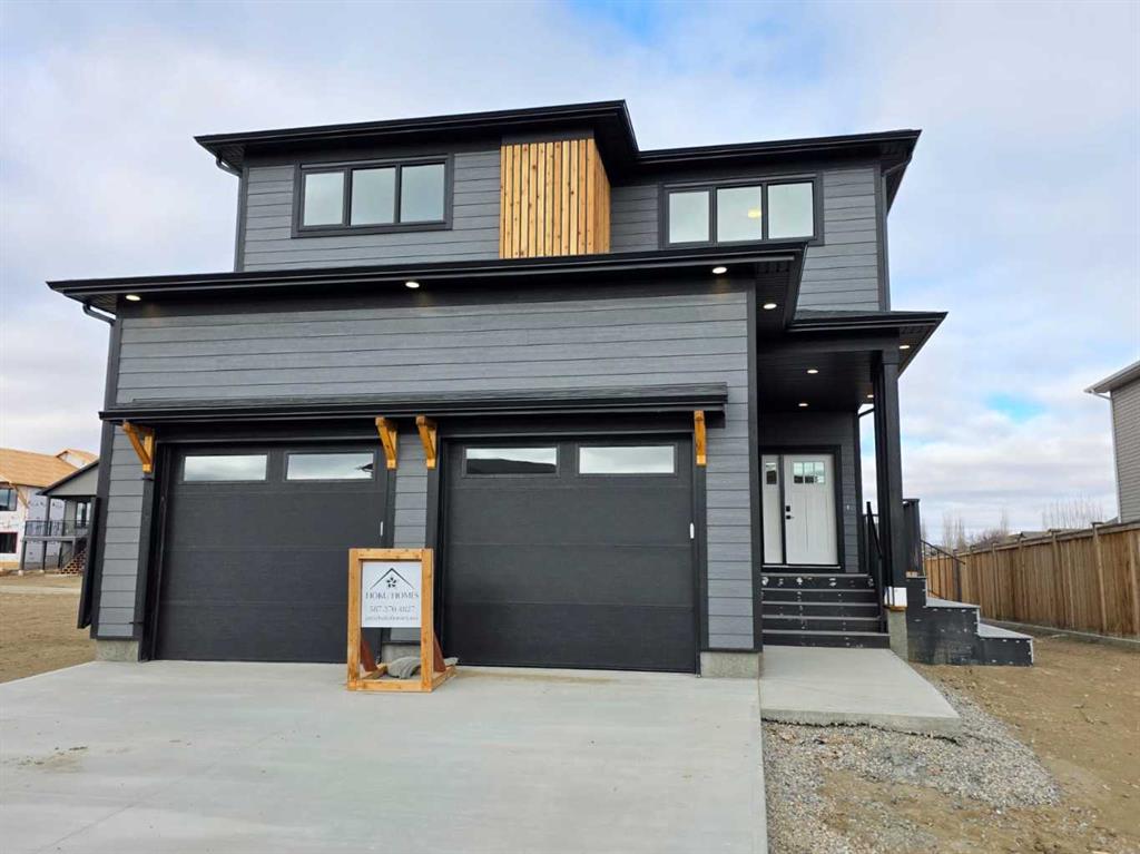 3036 21 Street Property Photo