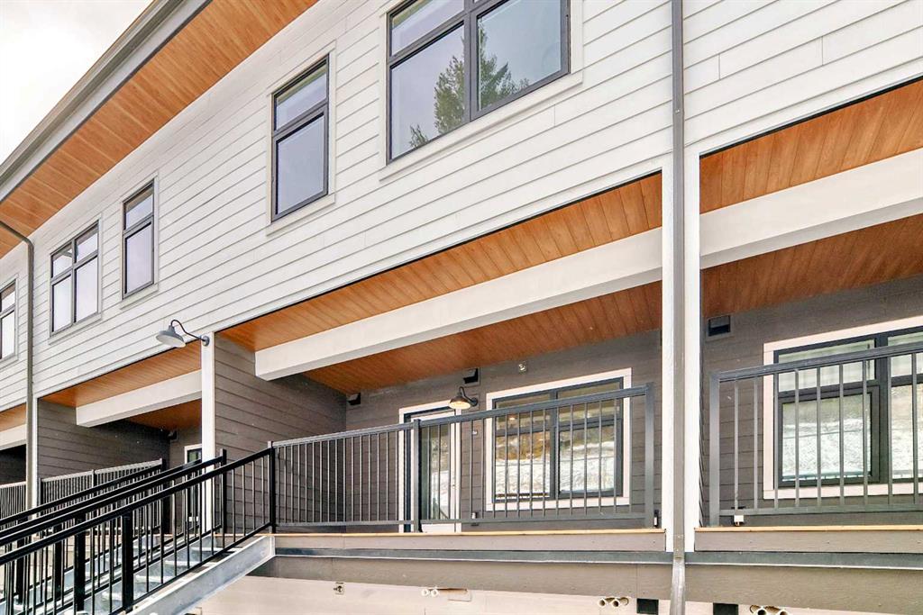 Harvie Heights Real Estate Listings Main Image