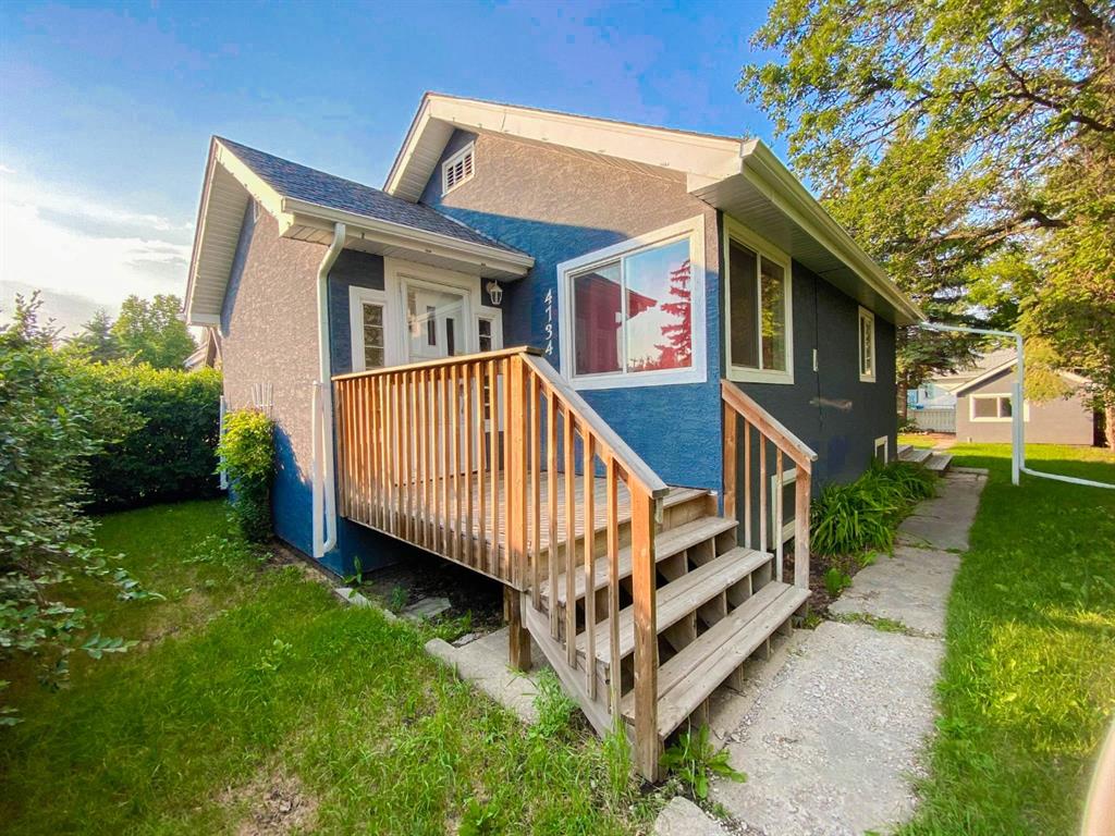 4734 49 Avenue Property Photo