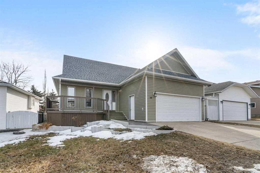 Lacombe Real Estate Listings Main Image