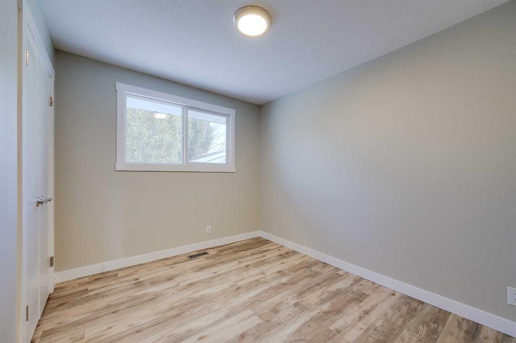 25 Ohio Close Property Photo 10