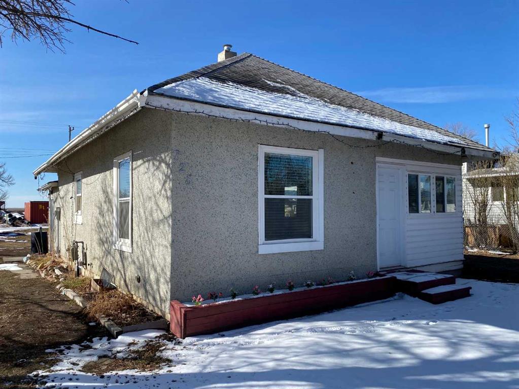 Bassano Real Estate Listings Main Image