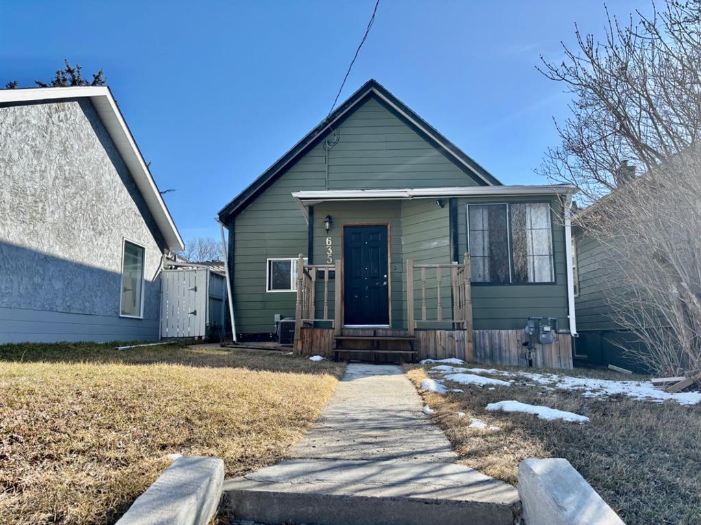 635 7 Street Property Photo 1
