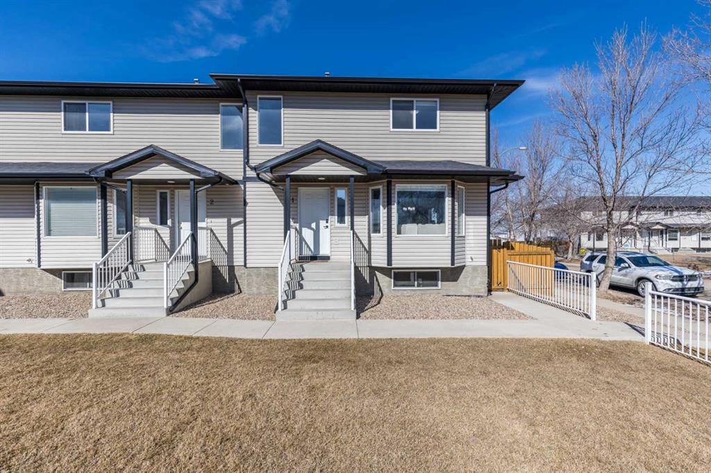 129 3 Street 1 Property Photo