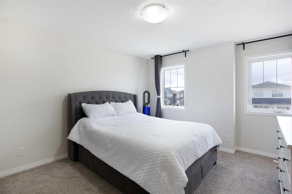 34 Walgrove Passage Property Photo 14