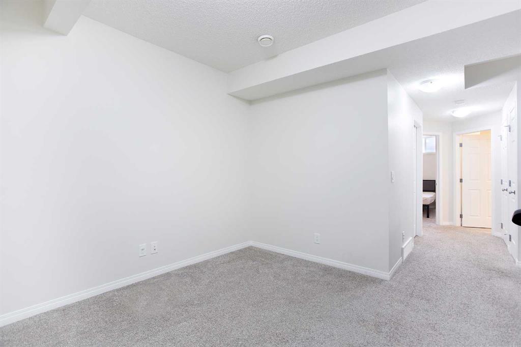 34 Walgrove Passage Property Photo 25