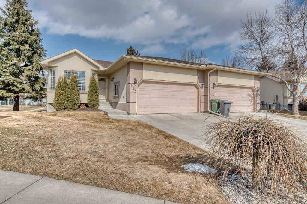 145 Lakeside Greens Place Property Photo