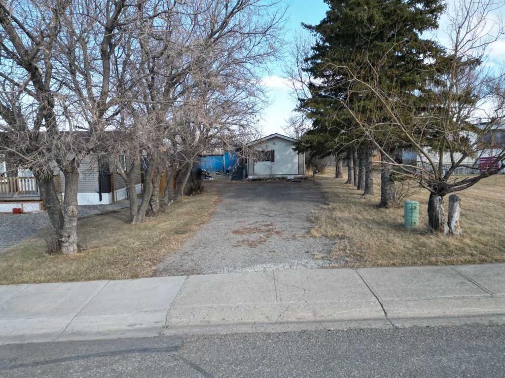 872 1 Street Property Photo