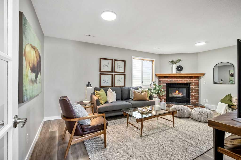 7 Applecrest Court Property Photo 1