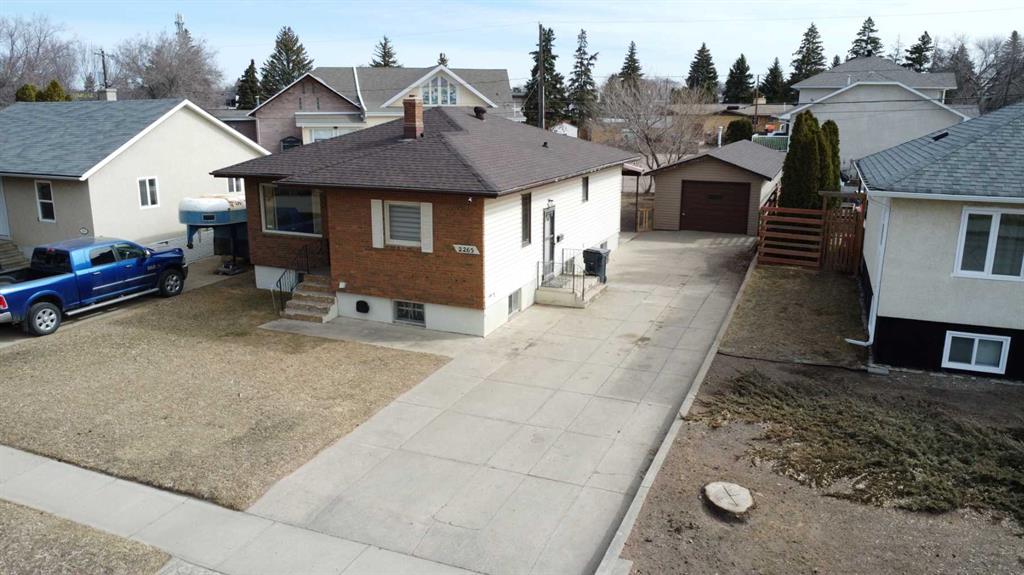 Medicine Hat Real Estate Listings Main Image