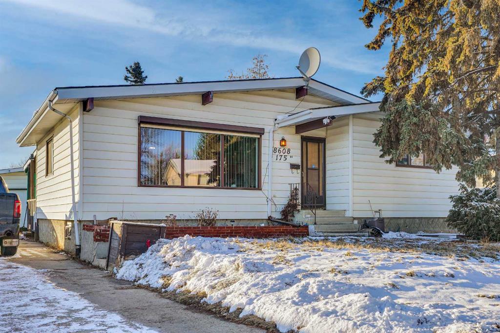 8608 175 Street Property Photo