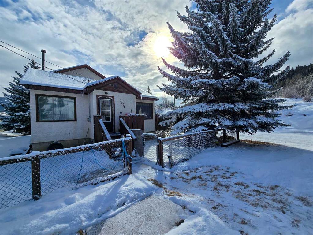 Coleman Real Estate Listings Main Image