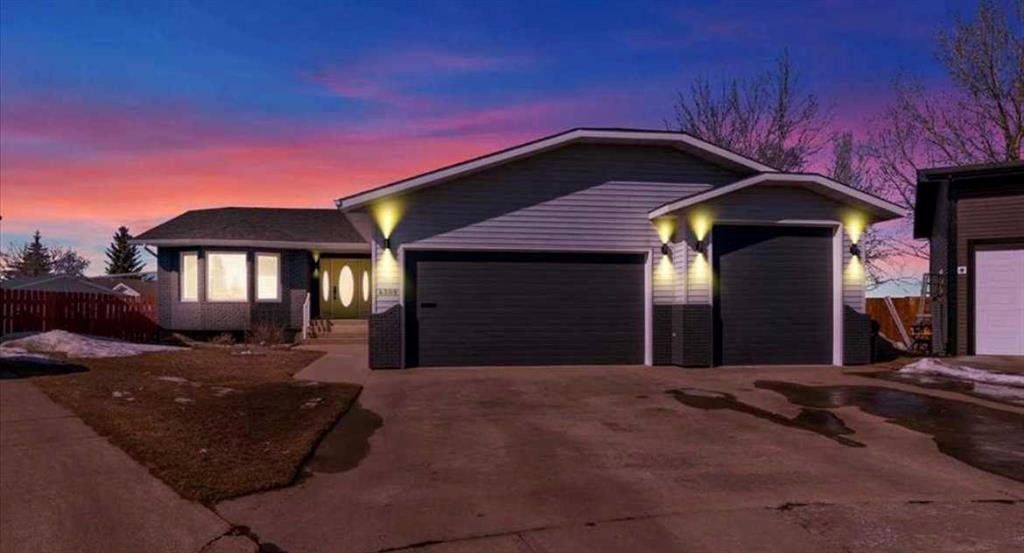 4308 72 Street Property Photo