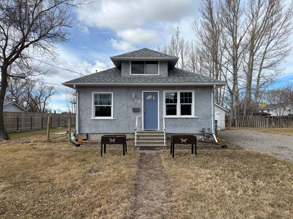 Cardston County County Real Estate Listings Main Image