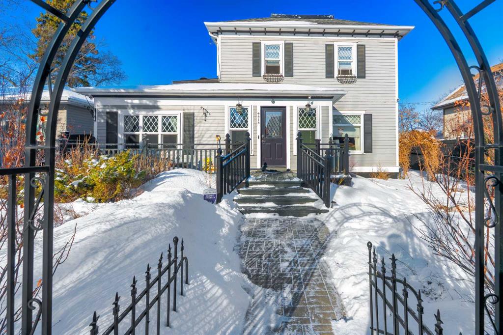 4818 49 Street Property Photo