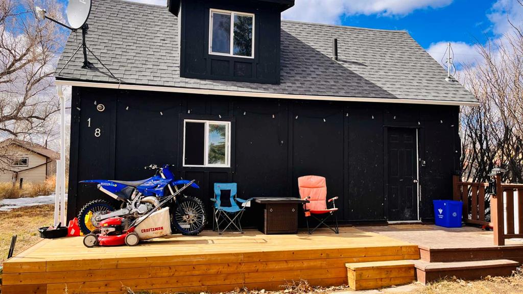 18 1 Street Property Photo