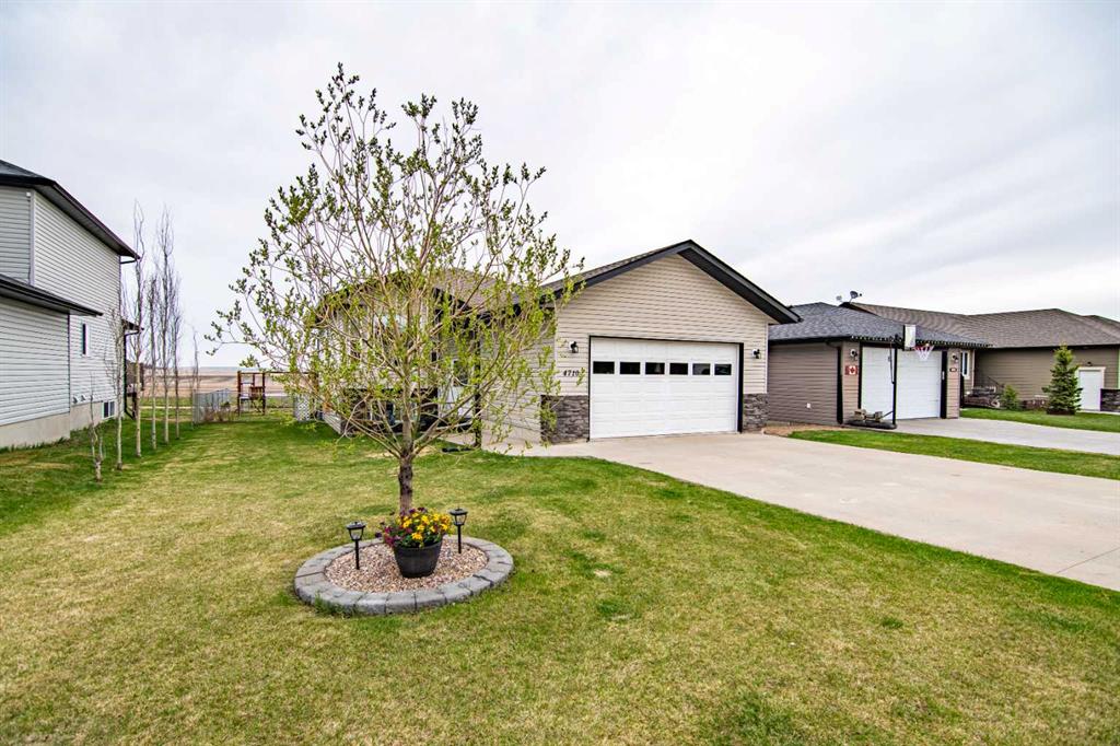 4710 58 Avenue Property Photo