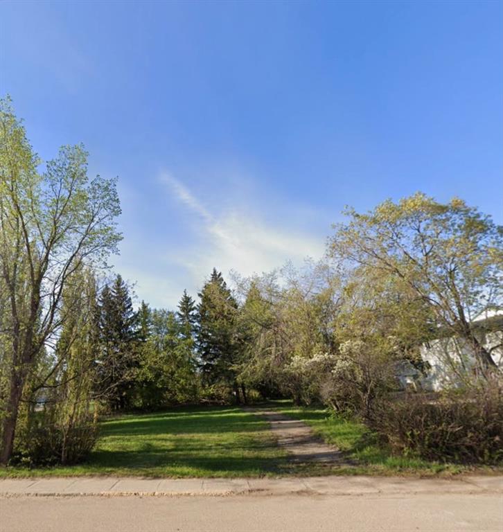4633 53 Avenue Property Photo