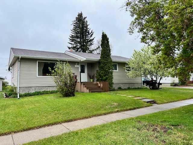 4804 47 Avenue Property Photo 1