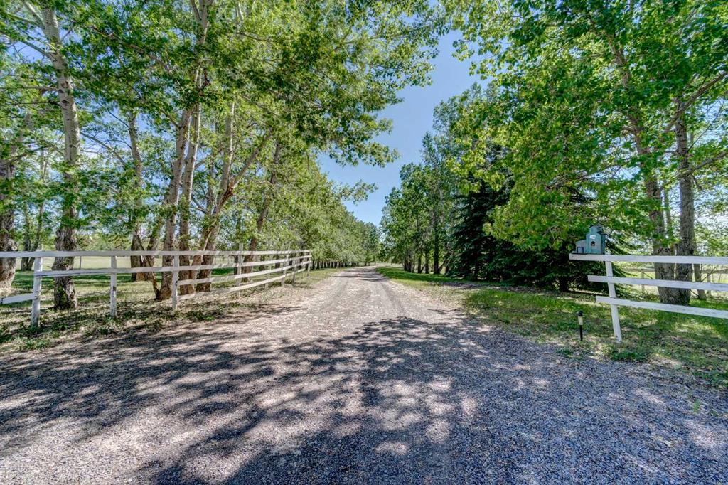 178219 136 Street Property Photo