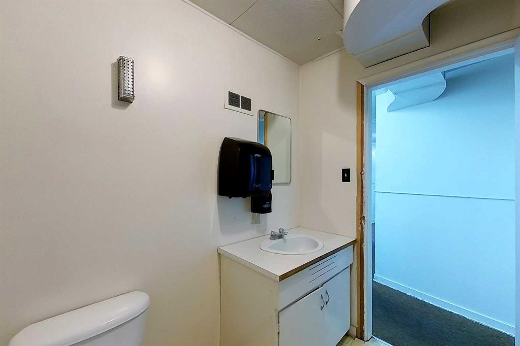 316 50 Street 314 Property Photo 37