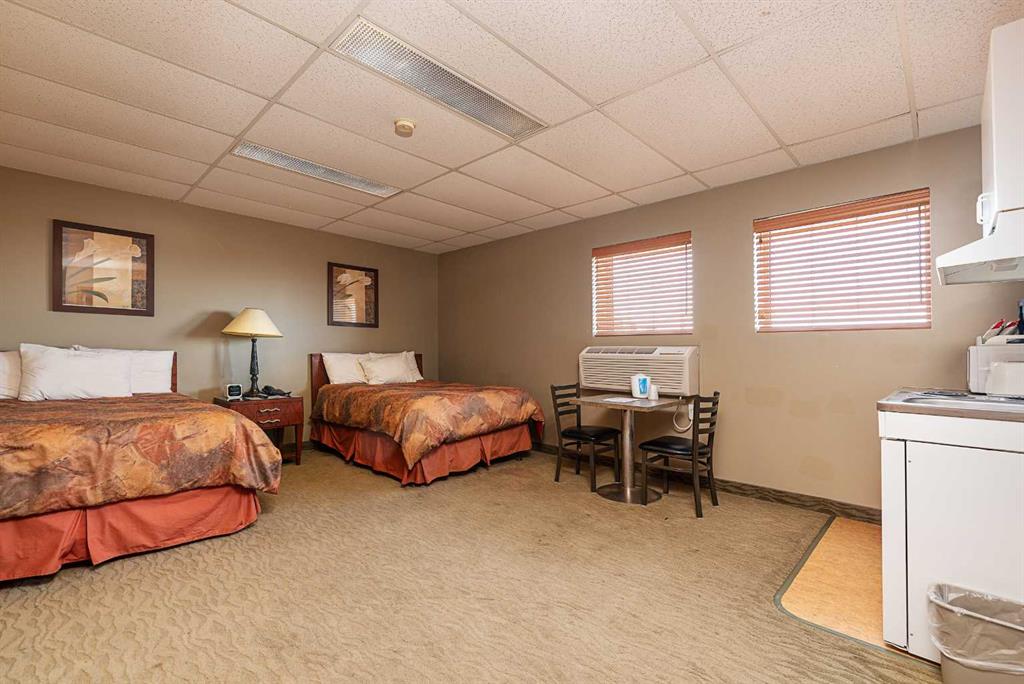 4820 50 Avenue Property Photo 24