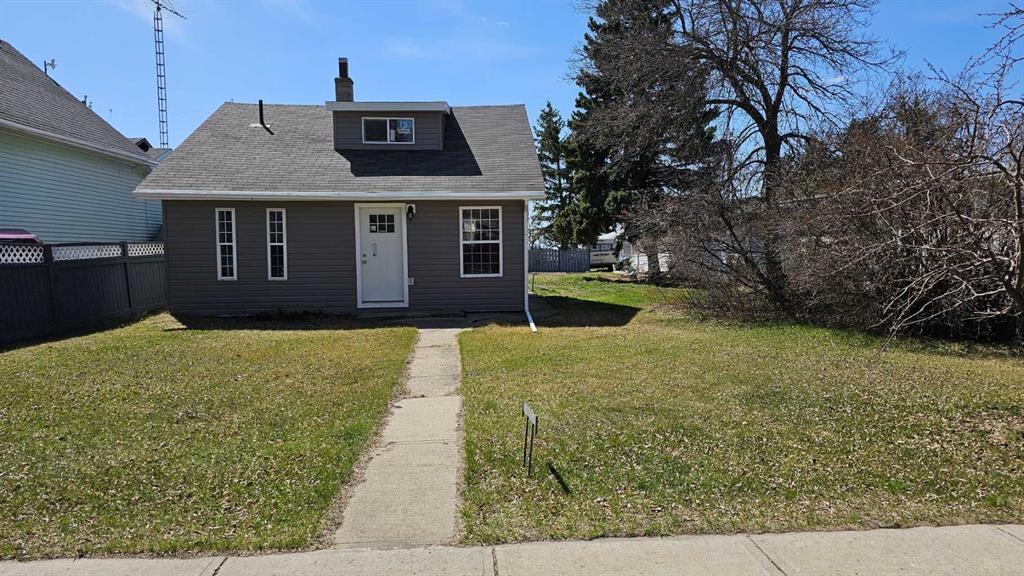 218 1 Avenue Property Photo