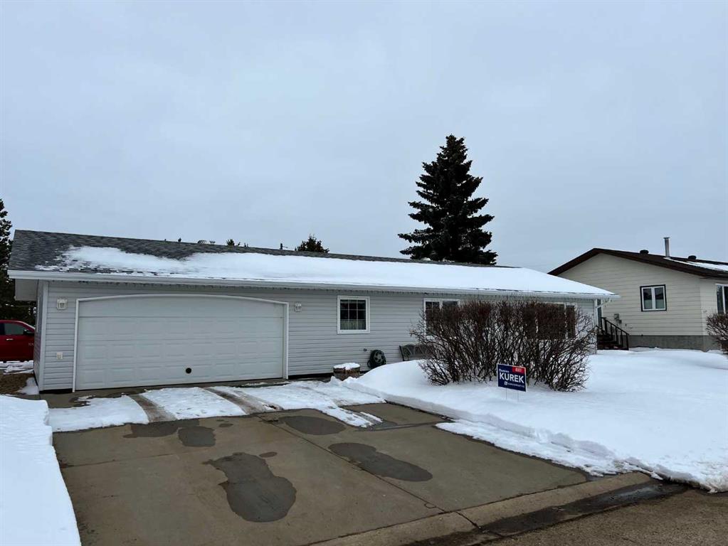 5502 50 Avenue Property Photo