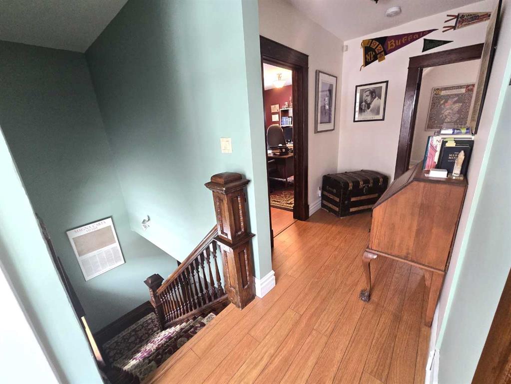4641 49 Street Property Photo 13