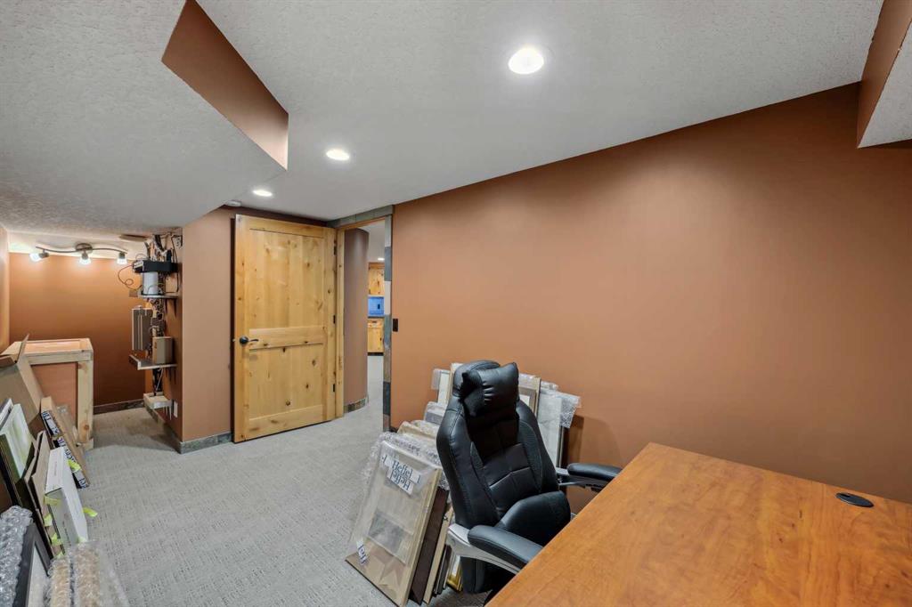 1220 10 Avenue Property Photo 36