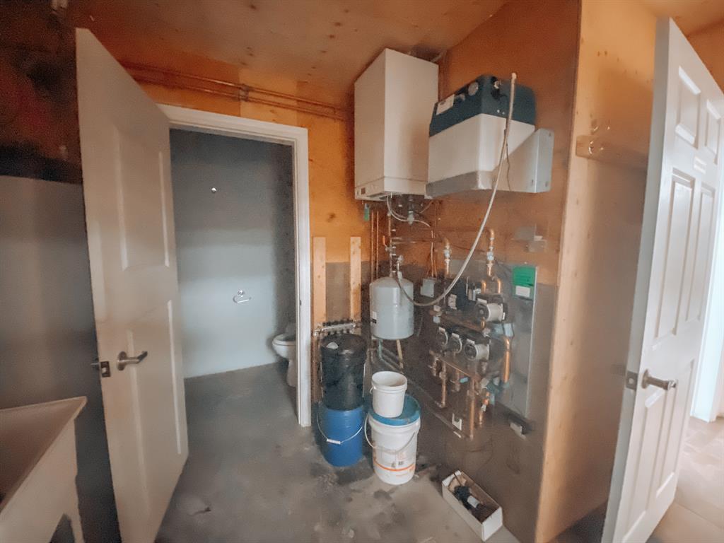10019 Highway 681 Property Photo 20