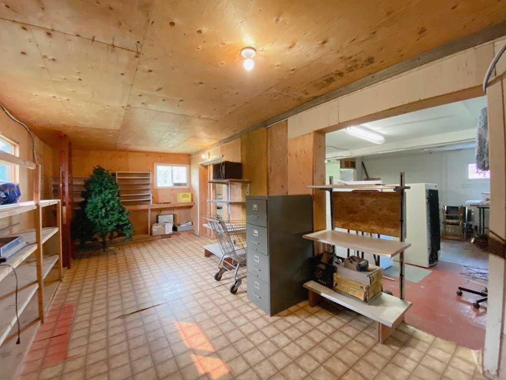 10019 Highway 681 Property Photo 24
