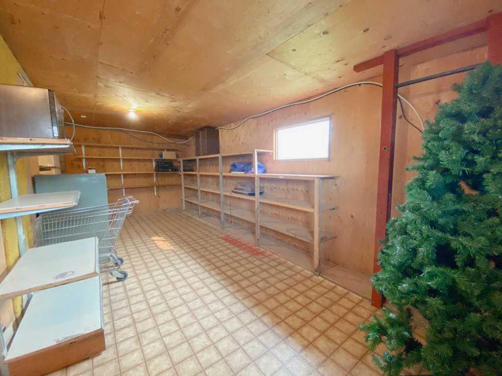 10019 Highway 681 Property Photo 25