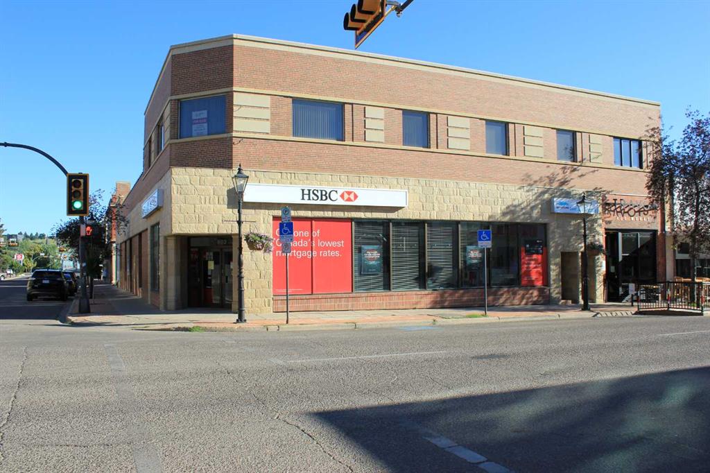 602 3 Street Property Photo 2