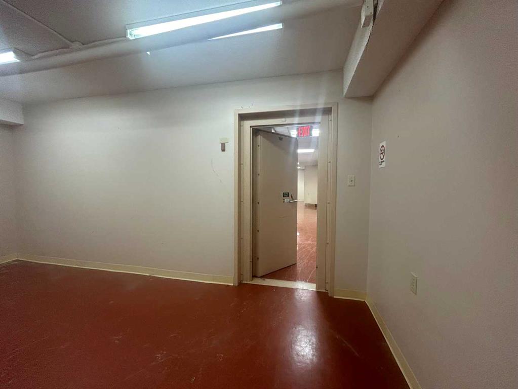 602 3 Street Property Photo 8