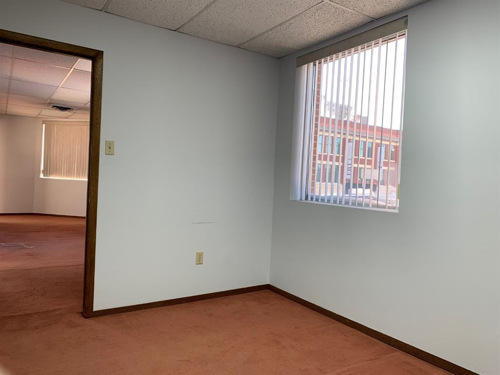 608 3 Street Property Photo 4