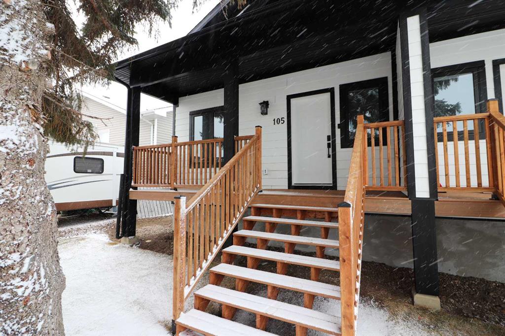 105 5 Street Property Photo