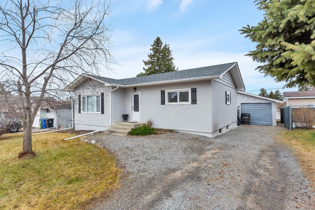 5312 54 Street Property Photo