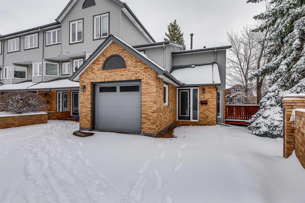 2 Coachway Green Property Photo
