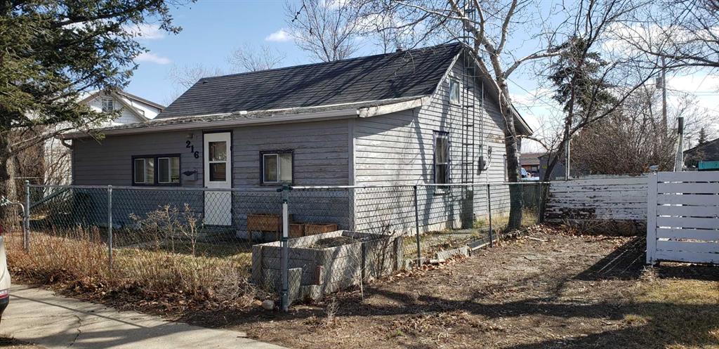 216 3 Avenue Property Photo